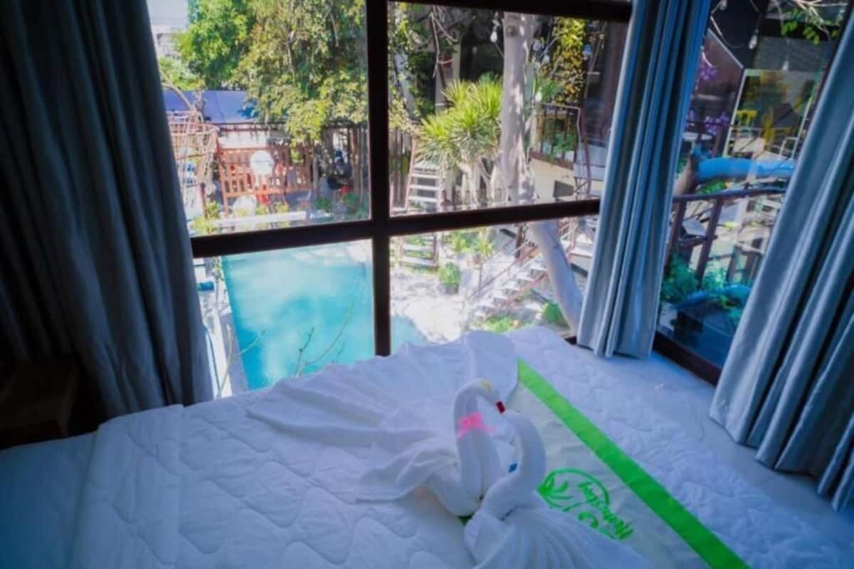 Minibar, blackout curtains, iron/ironing board, free WiFi