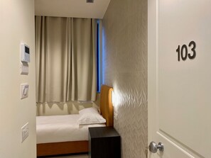 Comfort eenpersoonskamer | Lakens van Egyptisch katoen, luxe beddengoed, donsdekens