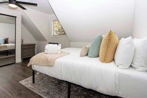 3 Schlafzimmer, Bügeleisen/Bügelbrett, Reisekinderbett, WLAN