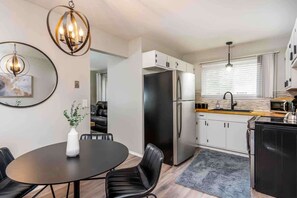 Fridge, microwave, oven, stovetop - Mindfully Mellow | 3Bd 1Bath - Berwick (Lansing)