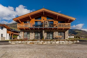 Exterior - Chalet Charlotte - with sauna and top equipped kitchen (Niedernsill)