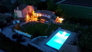 Piscine extérieure, piscine chauffée