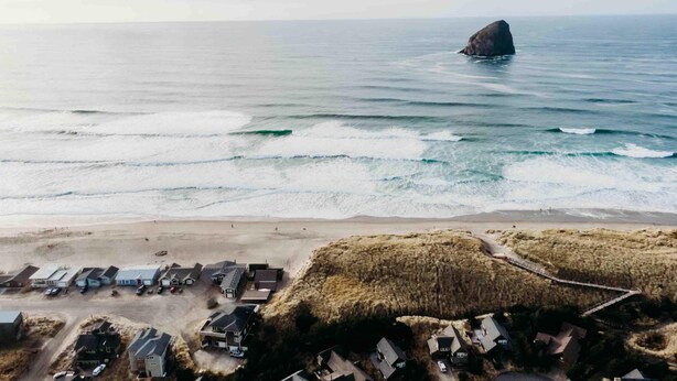 Unclassified image, 1 of 46, button - Beach Happy (Pacific City)