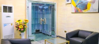 Madaki's Executive Suites