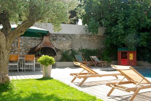 屋外ダイニングエリア