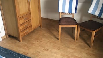 2 habitaciones y caja de seguridad en la habitación