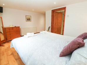 3 bedrooms, iron/ironing board, travel cot, free WiFi - The Cottage Mount Douglas Farm (Carbis Bay)