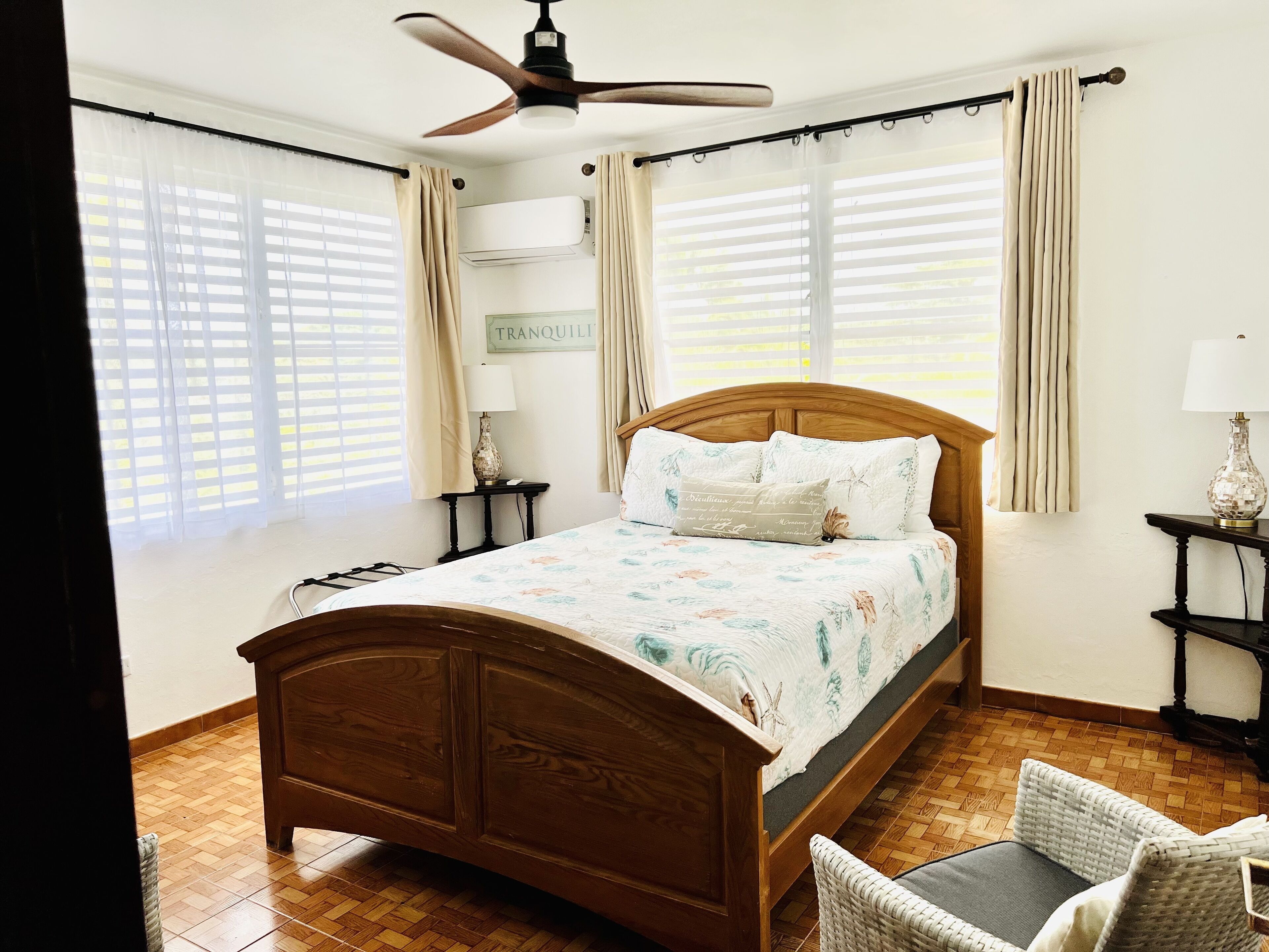 7 bedrooms, iron/ironing board, travel crib, free WiFi