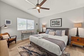 3 bedrooms, desk, iron/ironing board, travel crib