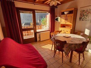 Interior - Apartment with balcony, near ski station, parking (La Chapelle-d'Abondance)