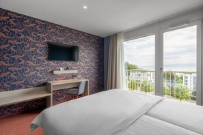 In-room safe, desk, soundproofing, cots/infant beds - bsmart hotel Arbon (Arbon)