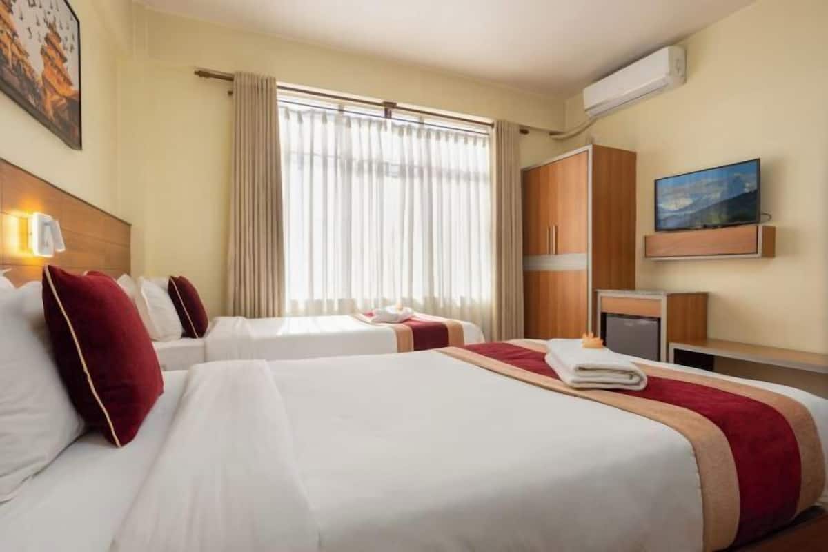 2 Schlafzimmer, Minibar, Schreibtisch, laptopgeeigneter Arbeitsplatz