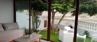 Adeje apartment with terrace