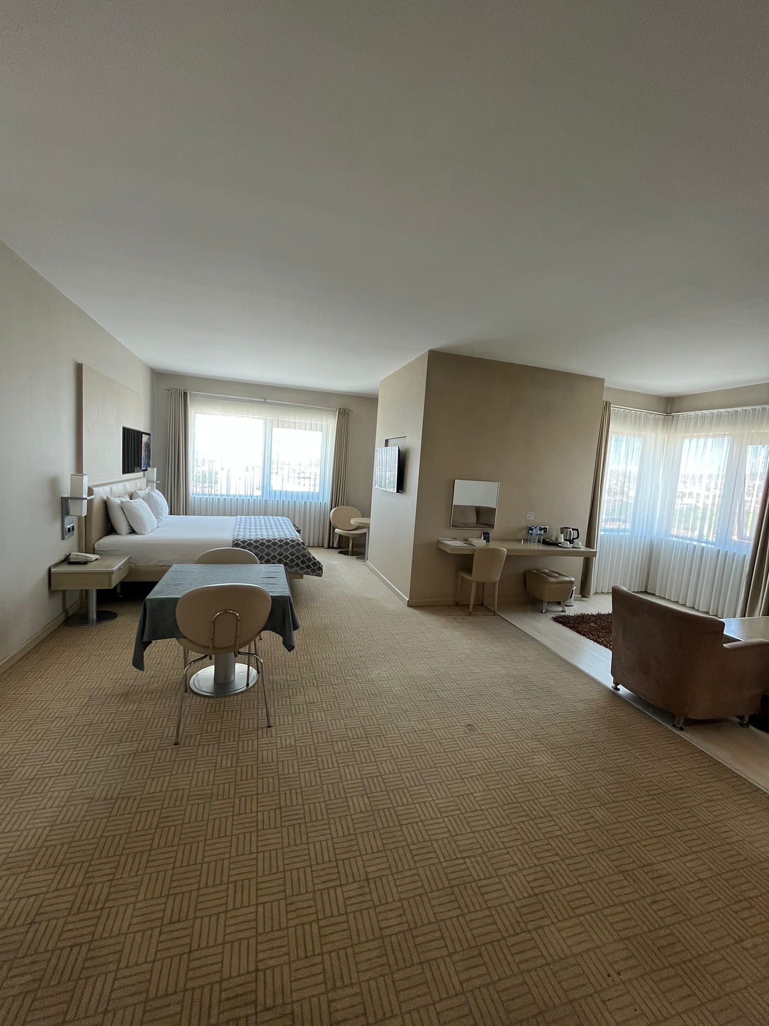 Habitación junior | Minibar, cunas gratuitas, camas supletorias y wifi gratis