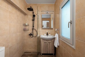 Hair dryer, towels