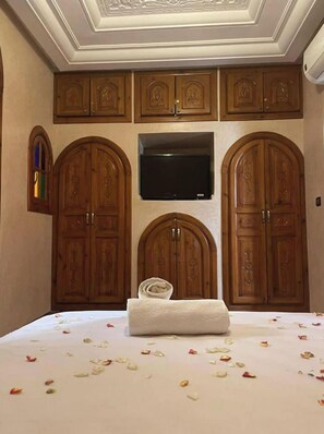 3 camere, una cassaforte in camera, Wi-Fi gratuito