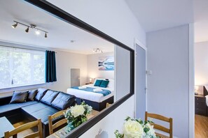 Iron/ironing board, free WiFi, bed sheets