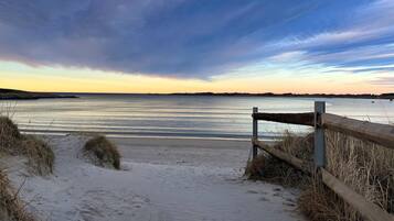 بالقرب من الشاطئ، صيد الأسماك