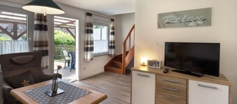 Sunny terraced house close to the beautiful beach.