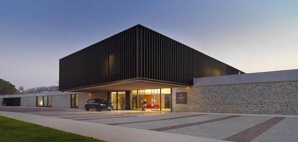 Fachada da propriedade