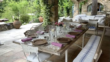 Restauration extérieure