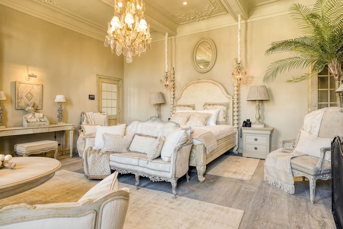 Junior Suite, 1 King Bed