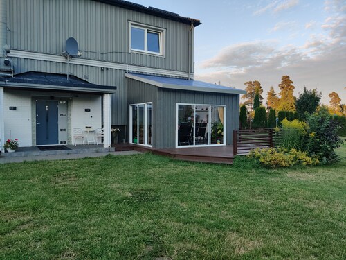 Luxury and comfortable upstairs 130 m2 "Central"