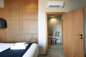 In-room safe, individually decorated, blackout curtains, soundproofing - Chapter 02 Gallery Suites (Heraklion)