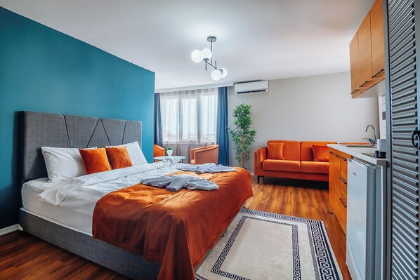 Junior Apartment | Egyptian cotton sheets, premium bedding, individually decorated - Wonder Suites (Istanbul)