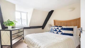 3 chambres, fer et planche Ă repasser, Wi-Fi, draps fournis