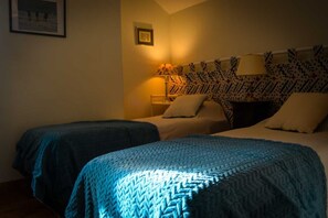 3 bedrooms, WiFi, bed sheets