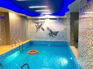 Indoor pool, lifeguards on site - BEST PREMIER MAITAMA RESIDENCE (Abuja)