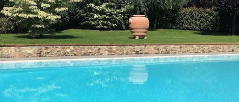 Piscina all'aperto