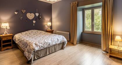 Old renovated farmhouse, charm, relaxation in the heart of nature on the Jura plateau