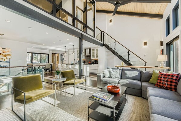 Smart TV, fireplace, offices