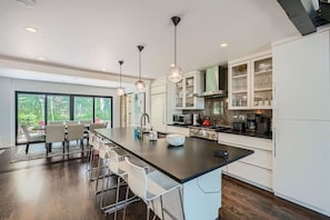 Fridge, microwave, oven, stovetop - Wapo chalet | Luxe 4BR Vail Chalet Near Village Hosted By Alpine Co-Hosts Vail, CO (Vail)