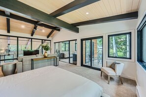 4 bedrooms, desk, iron/ironing board, travel cot