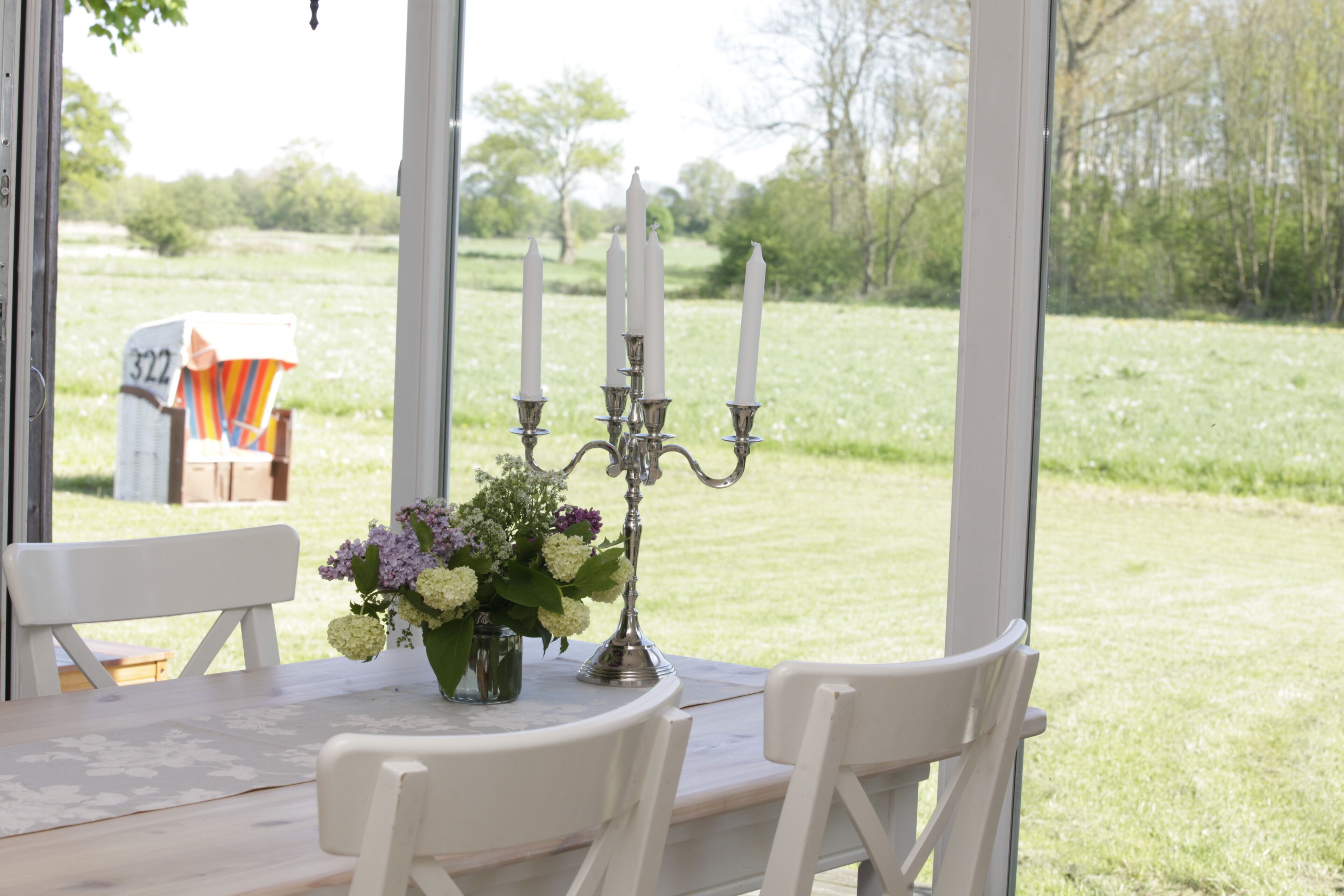 屋外ダイニングエリア