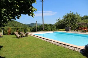 Piscina externa, piscina aquecida