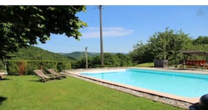 Wonderful house in the heart of Corrèze with swimming pool tennis games area