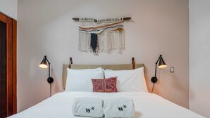 2 chambres, fer et planche à repasser, Wi-Fi, draps fournis