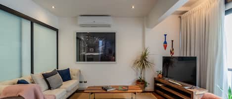 Fernseher, Arbeitsbereiche