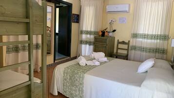 Classic Quadruple Room | Premium bedding, free WiFi