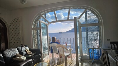 FELICITY - exclusive swimming pool and sea access