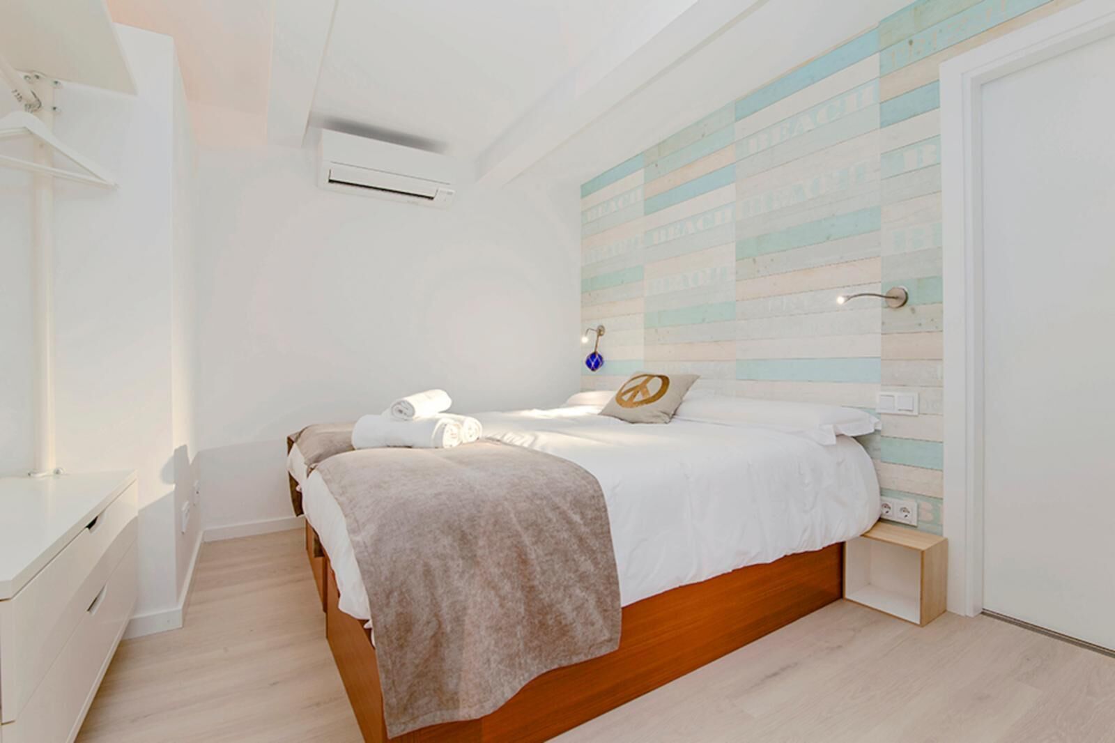 1 bedroom, in-room safe, iron/ironing board, free WiFi