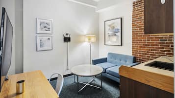 Televisión y oficina