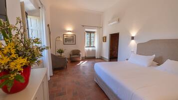 Dobbeltrom – superior | Minibar, individuelt dekorert, individuelt innredet og wi-fi (inkludert)