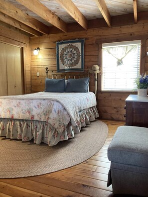 4 bedrooms, desk, iron/ironing board, WiFi - Greer Pershing Cabin in the Meadow (Greer)