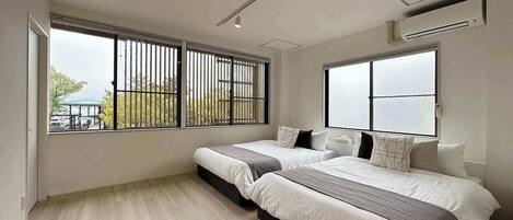 2 chambres, fer et planche à repasser, Wi-Fi, draps fournis