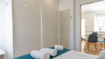 2 chambres, fer et planche Ă repasser, accĂšs Internet, draps fournis